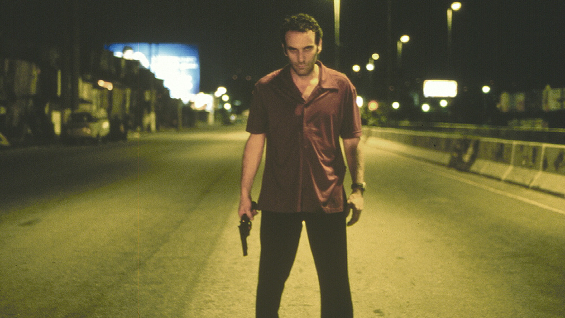 Crítica: O Invasor (2001)